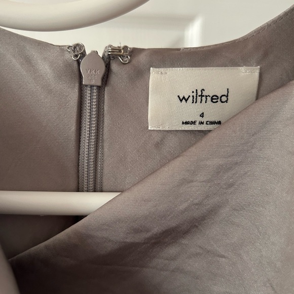 Aritzia Portrait Satin Midi Dress - Picture 4 of 5